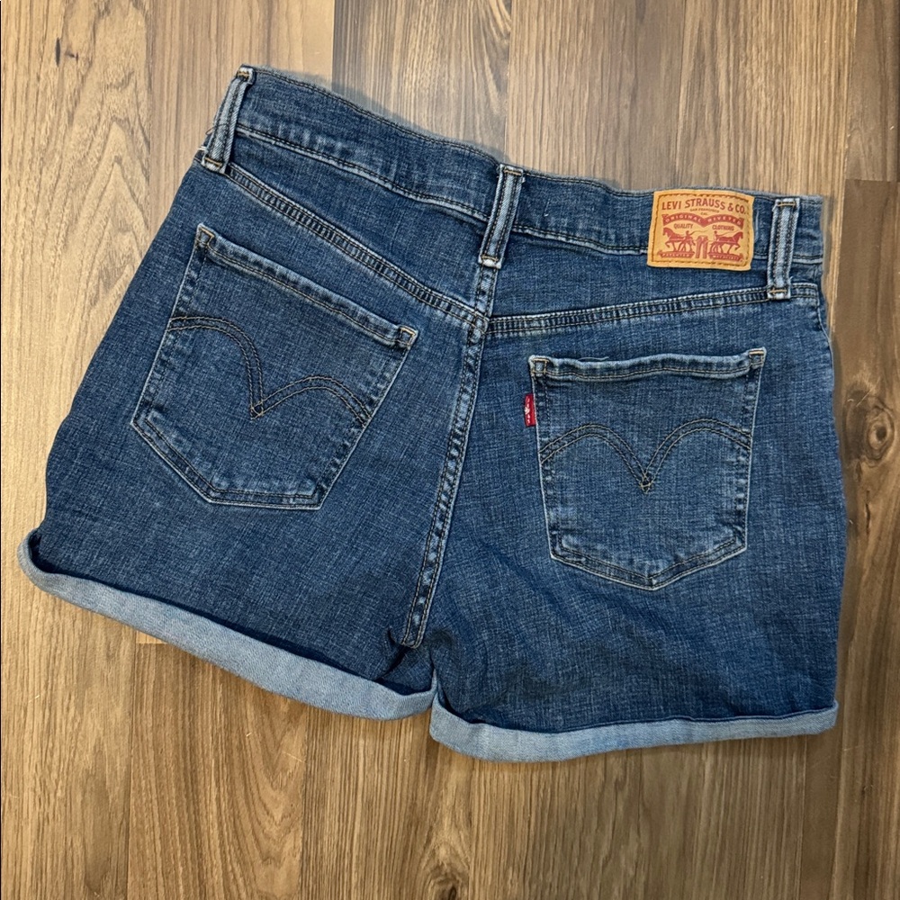 Levi’s Blue Denim Distressed Shred Roll Cuff Mid Length Zip Fly Shorts 29